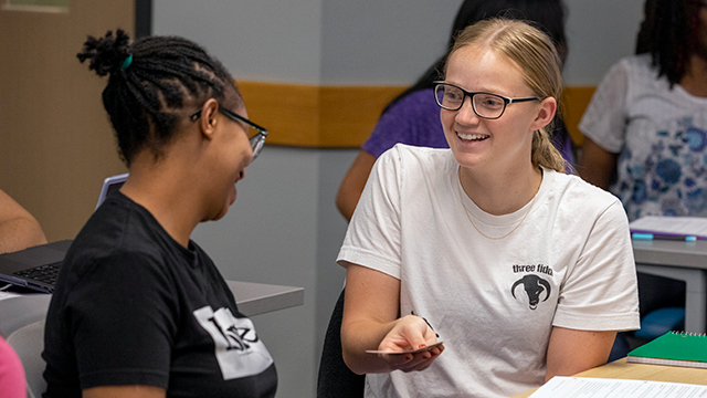 health-care-interpreting-cert-640x360