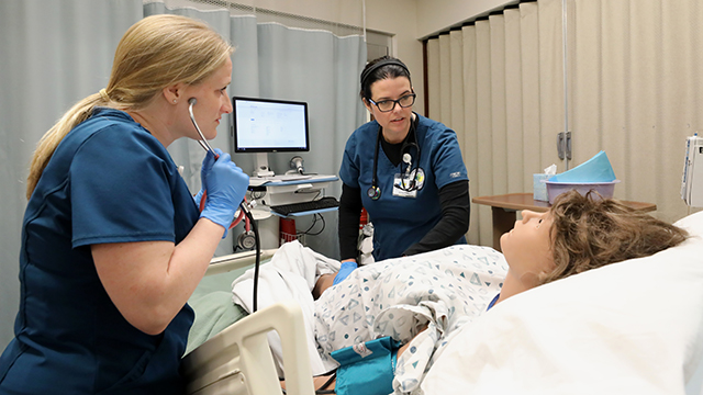 nursing-registered-nurse-aas-640x360